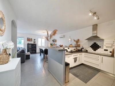 For sale Ales 4 rooms 97 m2 Gard (30100) photo 2