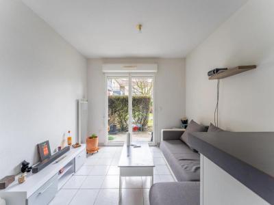 For sale Saint-medard-en-jalles 2 rooms 35 m2 Gironde (33160) photo 0