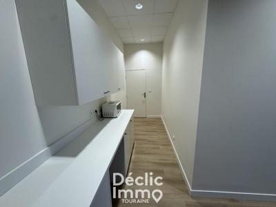 Louer Bureau Tours 7776 euros