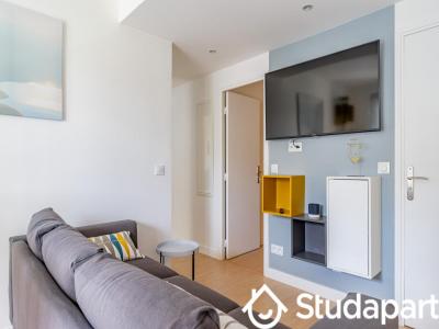 Louer Appartement 11 m2 Beaurecueil