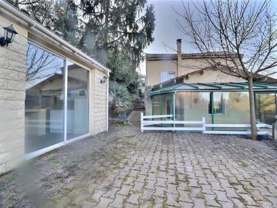 For sale Aubenas 6 rooms 108 m2 Ardeche (07200) photo 0