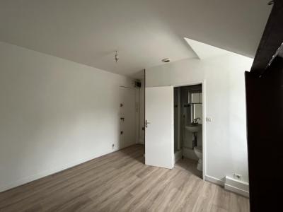 For rent Orleans 1 room 12 m2 Loiret (45000) photo 0