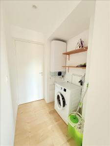 Louer Appartement Frejus 650 euros