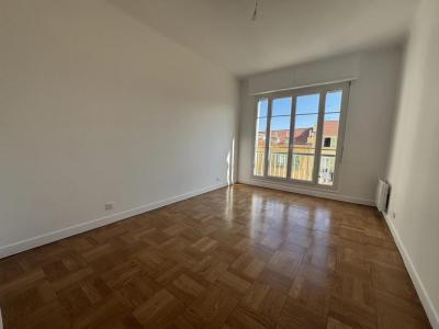 Louer Appartement Nice 1050 euros