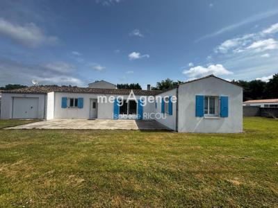 For sale Dolus-d'oleron 4 rooms 90 m2 Charente maritime (17550) photo 0