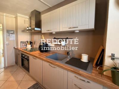 Acheter Appartement 65 m2 Reims