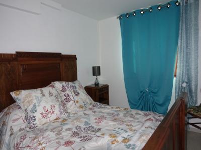 For sale P�RIPH�RIE VILLAGE 3 rooms 81 m2 Herault (34150) photo 4