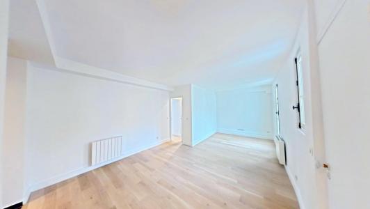 Annonce Vente 2 pi�ces Appartement Paris-18eme-arrondissement 75