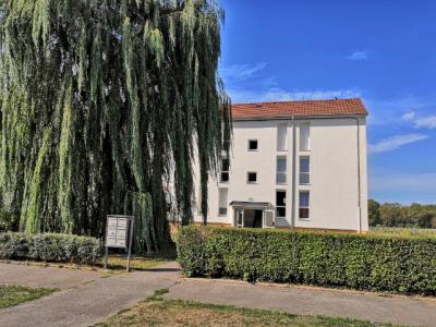 Louer Appartement 46 m2 Mirecourt