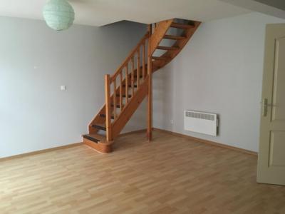 Louer Appartement 55 m2 Saint-trivier-de-courtes