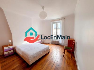 Louer Appartement 48 m2 Paris-20eme-arrondissement