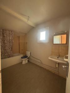 For sale Manthes 5 rooms 91 m2 Drome (26210) photo 3