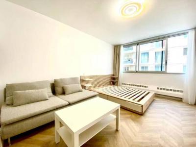 Annonce Location Appartement Paris-15eme-arrondissement 75