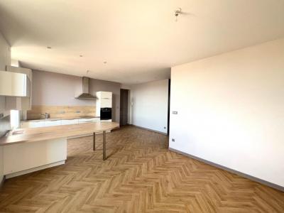 For rent Roanne 3 rooms 69 m2 Loire (42300) photo 0