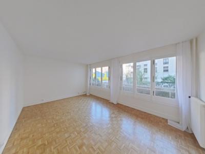 Louer Appartement 90 m2 Paris-15eme-arrondissement