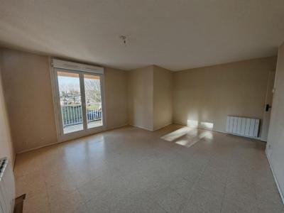 For rent Ciry-le-noble 4 rooms 81 m2 Saone et loire (71420) photo 2