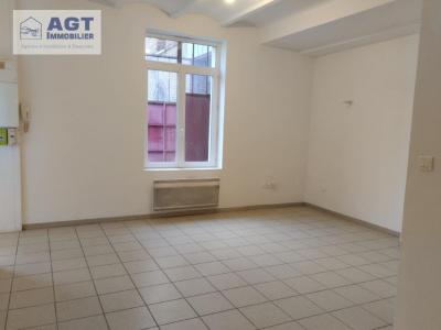 Louer Appartement Marseille-en-beauvaisis 370 euros