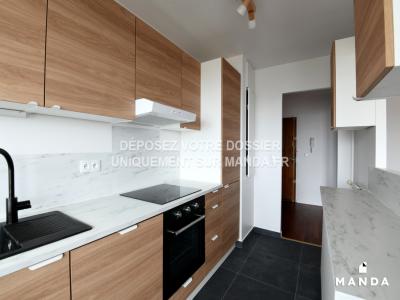 For rent Courbevoie 3 rooms 76 m2 Hauts de Seine (92400) photo 2