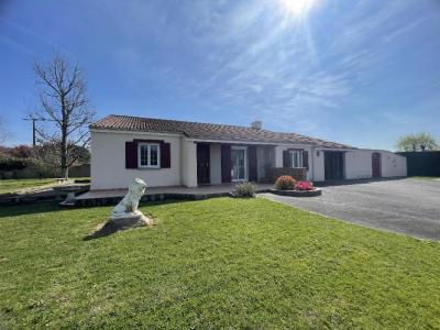 For sale Frossay 5 rooms 110 m2 Loire atlantique (44320) photo 0