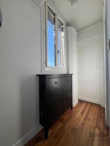 For sale Asnieres-sur-seine 2 rooms 27 m2 Hauts de Seine (92600) photo 2