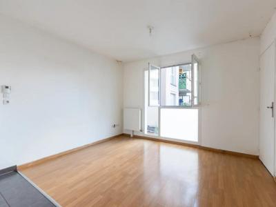 For sale Saint-denis 3 rooms 42 m2 Seine saint denis (93200) photo 1