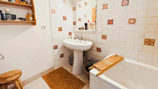 For sale Perpignan 4 rooms 59 m2 Pyrenees orientales (66100) photo 1