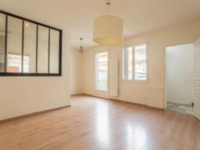 For sale Lyon-7eme-arrondissement 4 rooms 84 m2 Rhone (69007) photo 0