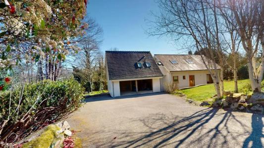 For sale Scaer 5 rooms 126 m2 Finistere (29390) photo 0