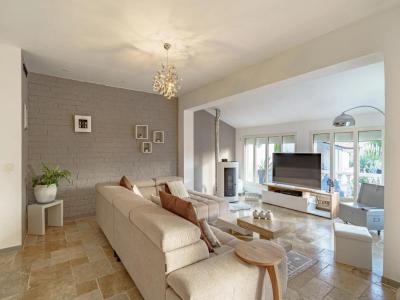 For sale Pelissanne 9 rooms 207 m2 Bouches du Rhone (13330) photo 4