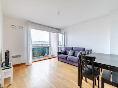 For sale Noisy-le-grand 3 rooms 65 m2 Seine saint denis (93160) photo 3