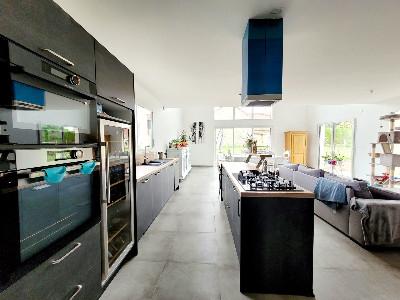 For rent Arcis-le-ponsart 6 rooms 205 m2 Marne (51170) photo 1