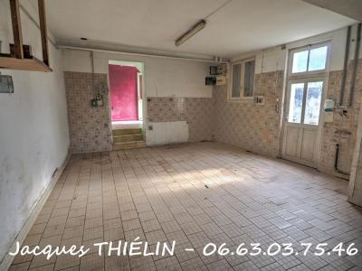 Acheter Immeuble Longue-jumelles 80490 euros