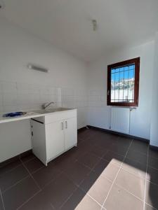 For sale Nailloux 3 rooms 71 m2 Haute garonne (31560) photo 4