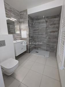 For rent Bois-colombes 1 room 35 m2 Hauts de Seine (92270) photo 1