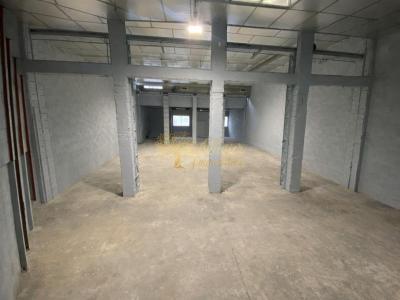 For rent Villeneuve-le-roi 260 m2 Val de Marne (94290) photo 3