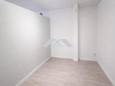 Louer Bureau Saint-denis 34800 euros