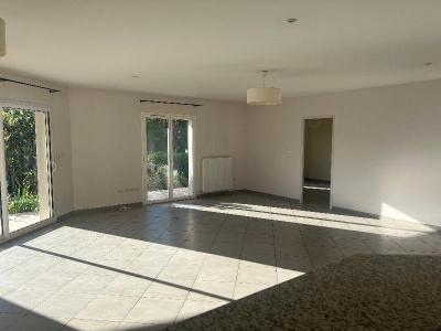 Louer Maison 150 m2 Camblanes-et-meynac