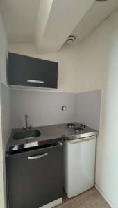 For rent Bordeaux 1 room 18 m2 Gironde (33000) photo 0