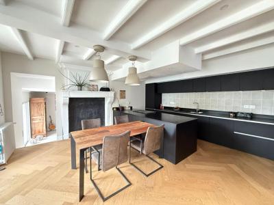 For sale Saint-genis-d'hiersac 8 rooms 270 m2 Charente (16570) photo 2