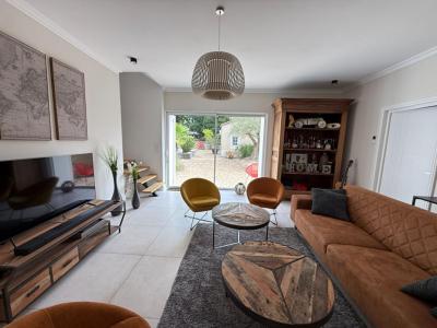 For sale Saint-genis-d'hiersac 8 rooms 270 m2 Charente (16570) photo 4