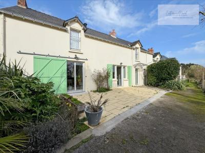 For sale Guerande 11 rooms 260 m2 Loire atlantique (44350) photo 0
