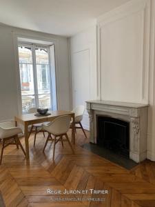 For rent Lyon-2eme-arrondissement 3 rooms 65 m2 Rhone (69002) photo 0