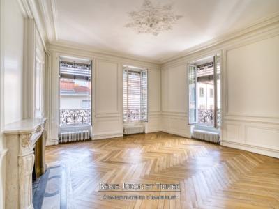 For rent Lyon-2eme-arrondissement 8 rooms 221 m2 Rhone (69002) photo 0