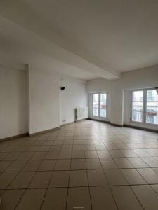 For rent Lyon-2eme-arrondissement 4 rooms 72 m2 Rhone (69002) photo 0