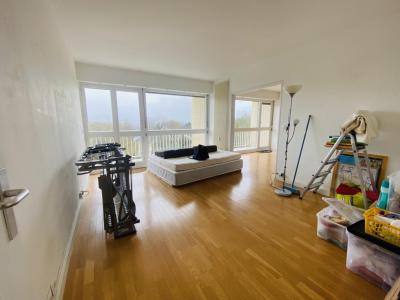 Louer Appartement Saint-germain-en-laye 1525 euros