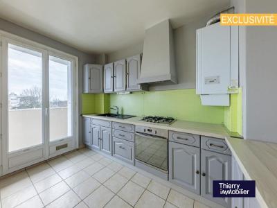 For sale Reze 3 rooms 75 m2 Loire atlantique (44400) photo 3