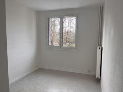 Louer Appartement Luxeuil-les-bains 482 euros