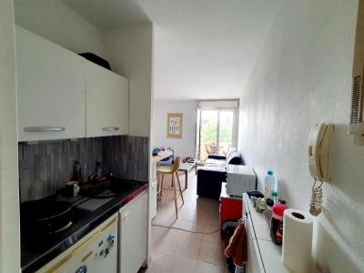 Louer Appartement Nimes 468 euros