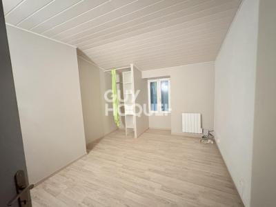 Louer Maison Saint-pierre-d'amilly 795 euros