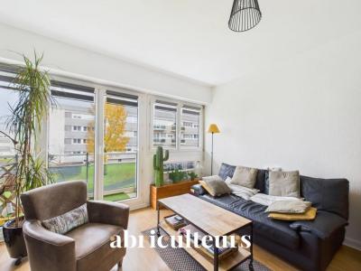 For sale Cognac 5 rooms 84 m2 Charente (16100) photo 2